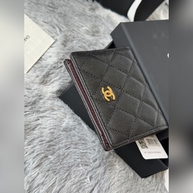 Новинка： компактный кошелек Chanel с 