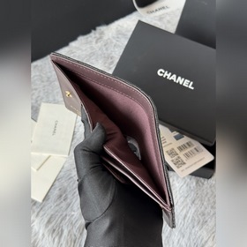 Новинка： компактный кошелек Chanel с 