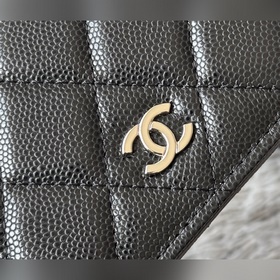Новинка： компактный кошелек Chanel с 