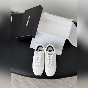 Chanel 25C Новые повседневные туфли