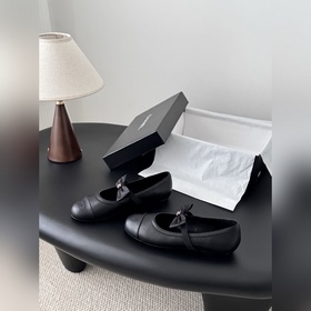 Новые туфли Chanel 25 с бантиком велик