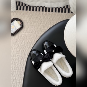Версия из натурального меха Chanel 25K