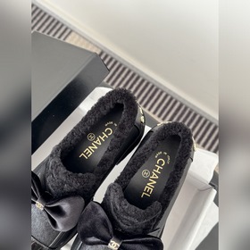 Версия из натурального меха Chanel 25K