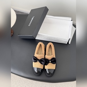 Версия из натурального меха Chanel 25K