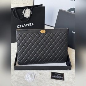 Chanel - Аутентичная сумка Leboy New S
