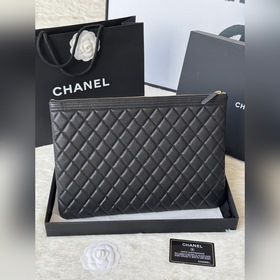 Chanel - Аутентичная сумка Leboy New S