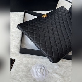 Chanel - Аутентичная сумка Leboy New S
