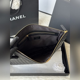 Chanel - Аутентичная сумка Leboy New S