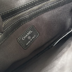 Оригинальная сумочка Chanel из кожи я