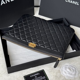 Оригинальная сумка Chanel с одной ручк