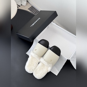 Новые меховые тапочки Chanel 25K! Э