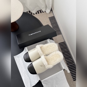 Новые меховые тапочки Chanel 25K! Э