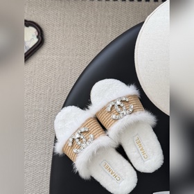 Новые меховые тапочки Chanel 25K! Э