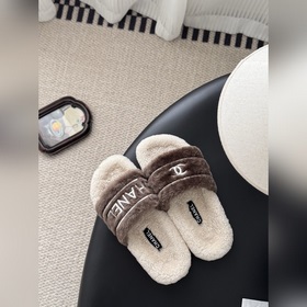 Новые меховые тапочки Chanel 25K! Э