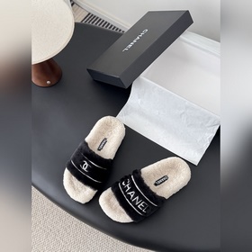 Новые меховые тапочки Chanel 25K! Э