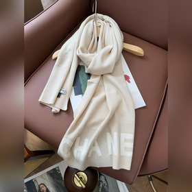 Chanel · Редкая модель трикотажа от Ch