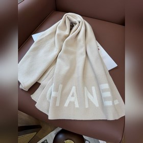 Chanel · Редкая модель трикотажа от Ch
