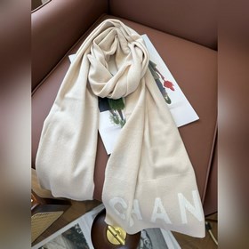 Chanel · Редкая модель трикотажа от Ch