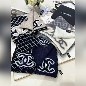 Новинка в бутике Chanel. Абсолютно пот