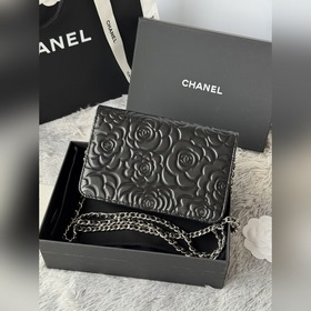 Chanel Camellia - WOC Fortune Bag Magn