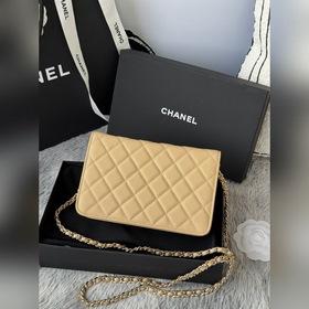 Новинка： CHANEL WOC Изготовлена из кож