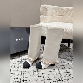 Непревзойденные ботинки Chanel 25 с ц
