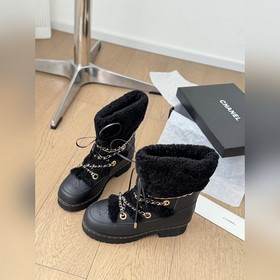 Снежные сапоги Chanel： теплые рекоменд