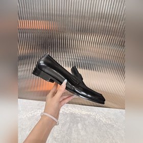 Лоферы Dior Timeless Flex — это новое 