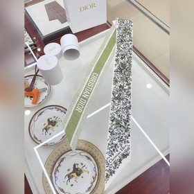 Новая модель Dior создает неповторимый