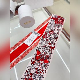 Новая модель Dior создает неповторимый