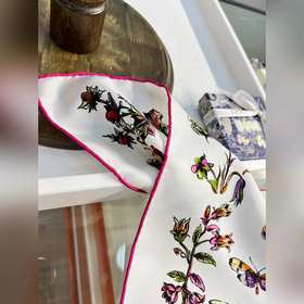 Квадратный шарф Dior с принтом — 25 пр