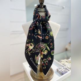 Квадратный шарф Dior с принтом — 25 пр