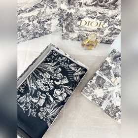 Двусторонний  шарф Dior с монохром