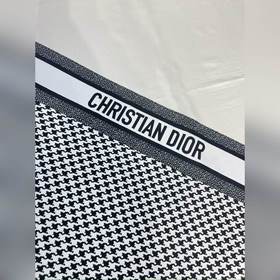 Шелковый платок Christian Dior 90*90 