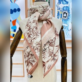 Dior 140 Шарф из шелка и шерсти с моно