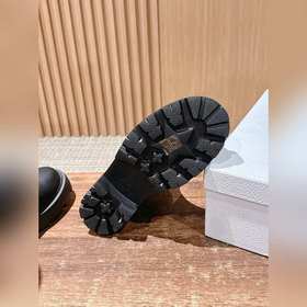 DIOR Новые ботинки-носки Короткая обув