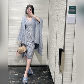 Шаль Fendi – воплощение роскоши на хо
