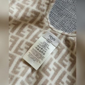Маленький римский плащ F в двухцветно