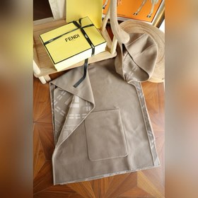 F Шерстяной плащ с большими карманами