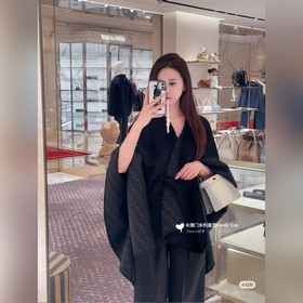 F-образный плащ с завязками на талии