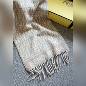 Кашемировый шарф FF Roma . Аутентична