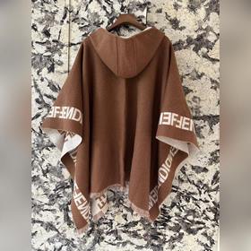 Плащ с капюшоном Fendi, изделие высшег