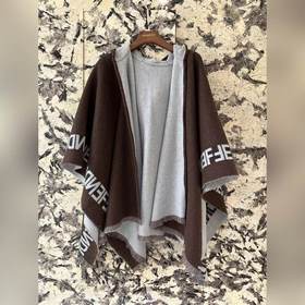 Плащ с капюшоном Fendi, изделие высшег
