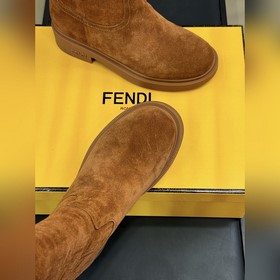Высококачественные новые ботинки FEND