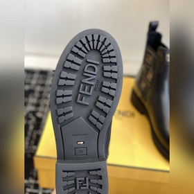 FENDI 25 Новинка Кожаные байкерские б