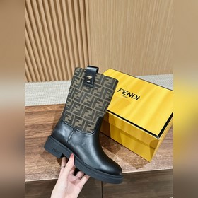 #Fendi Vintage Print# Новые ботинки Fe