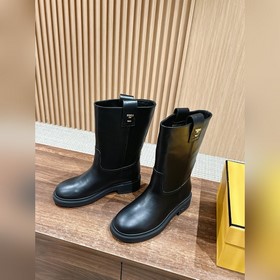 #Кожаный верх FENDI# Новые низкие боти