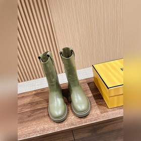 #Кожаный верх FENDI# Новые низкие боти
