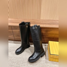 #Кожаный верх FENDI# Fendi Осень/Зима