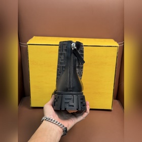 Ботинки FENDI Force Lace-Up Ботинки в